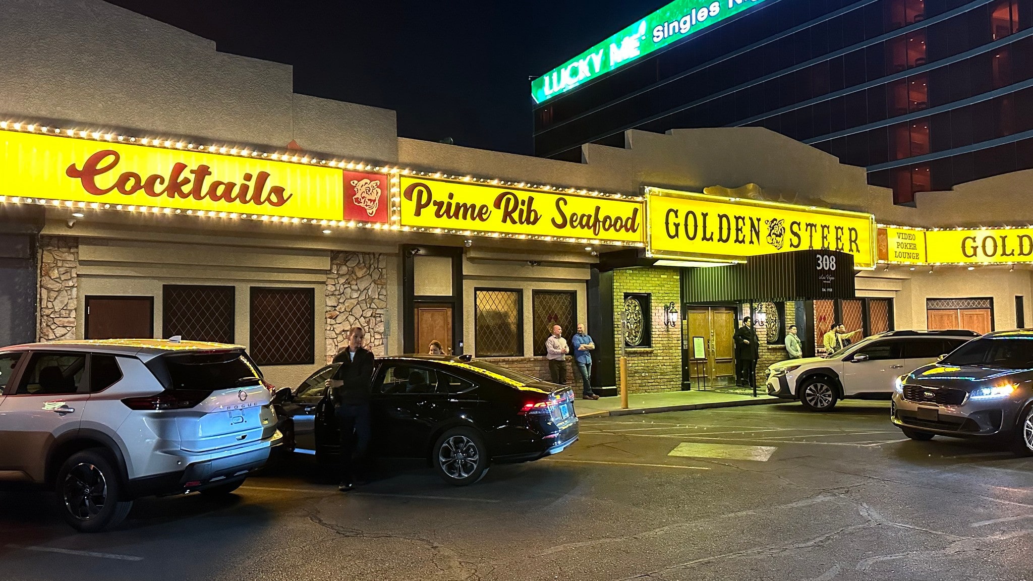 Golden Steer Steakhouse | Best Steakhouse and Bar in Las Vegas